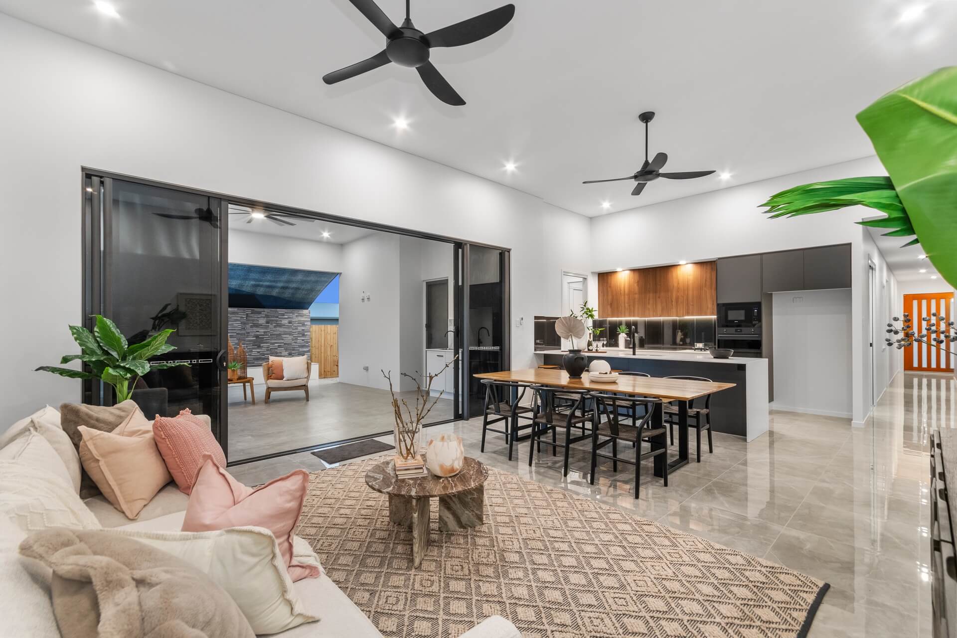 Sunnymount_8916_1920px